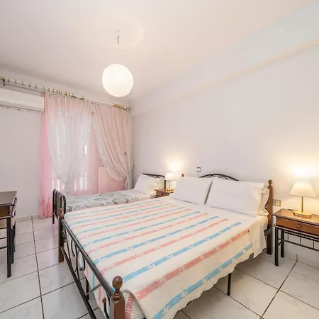 Dennis Ii First Floor Daire